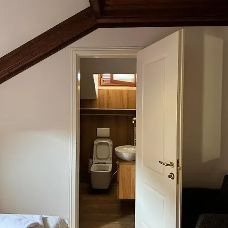 Mari's Hotel Tepelene